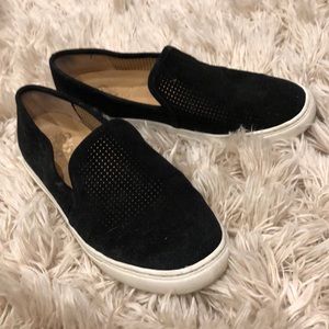 VINCE CAMUTO Slide On Shoes